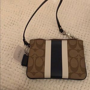COACH F49522  Signature Stripe Small Wristlet
